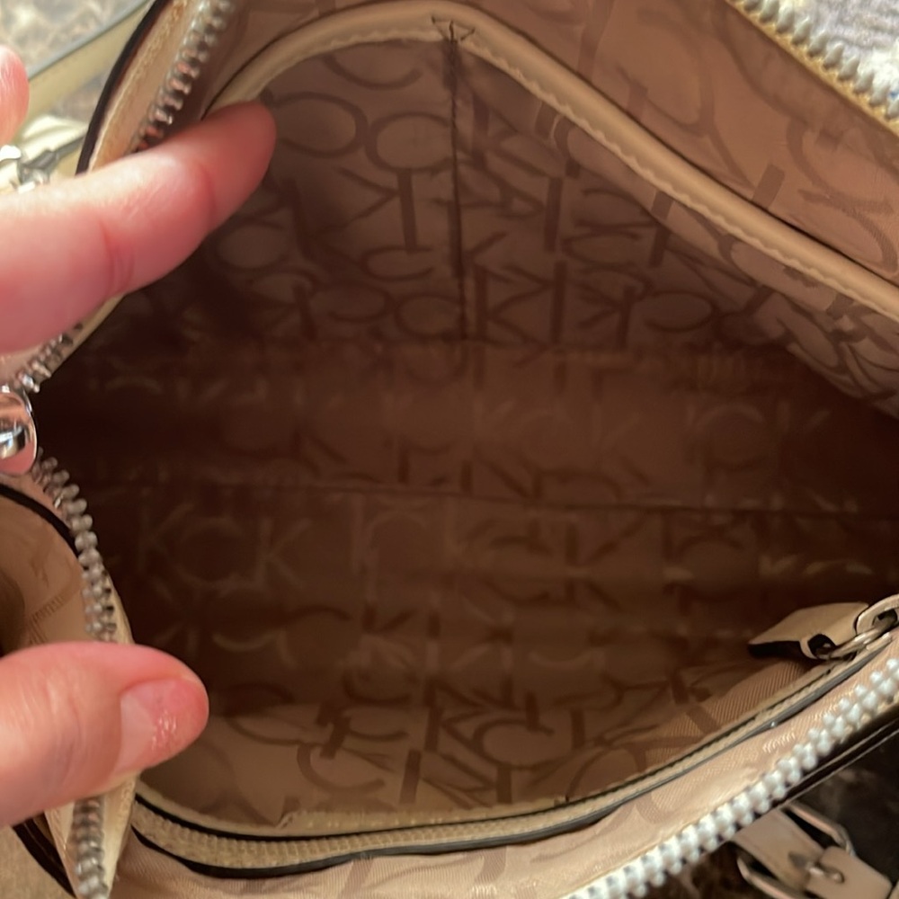 Calvin Klein Crossbody Purse - Picture 8 of 10